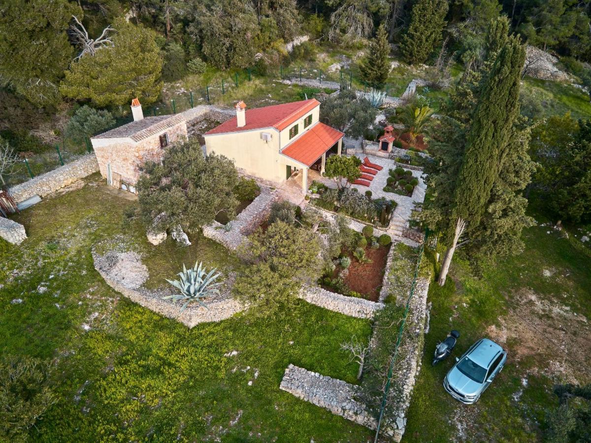 Villa Casa Aromatica Maria à Mali Lošinj Extérieur photo